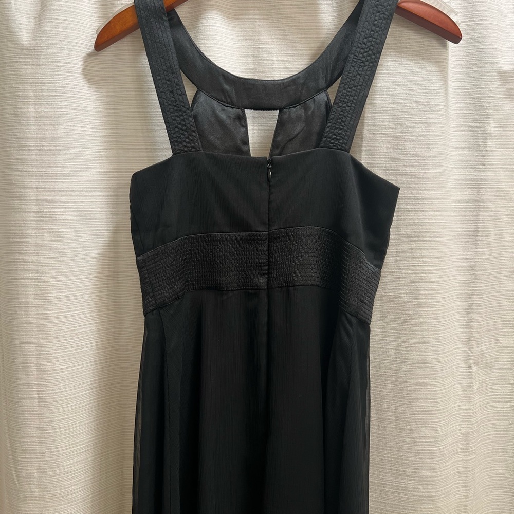 Dress - Picture 4 of 5